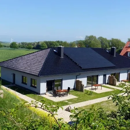 Haus Kranichfeld A Апартаменты Дранске